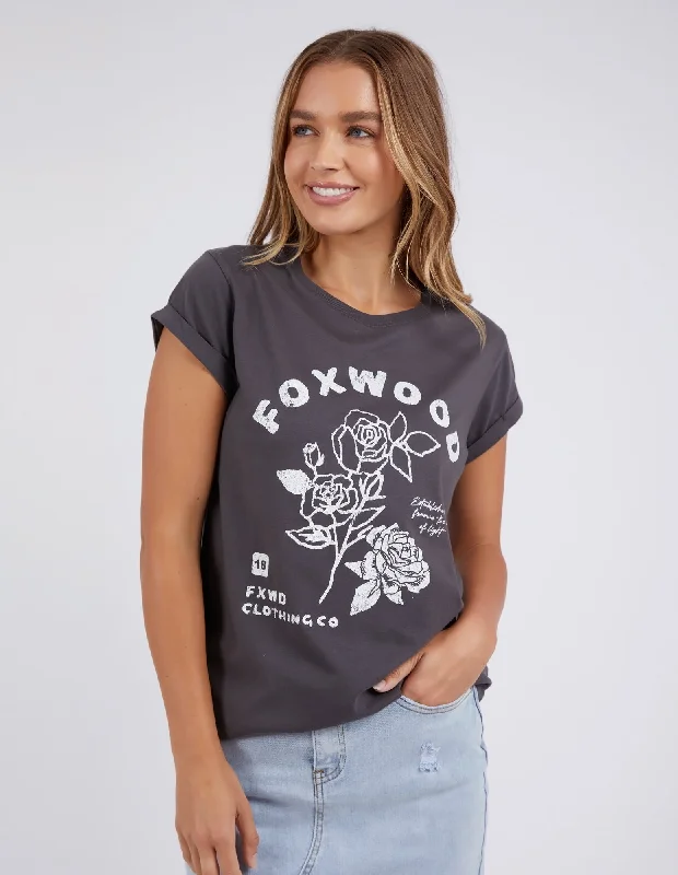 Foxwood Rosette Tee Washed Black